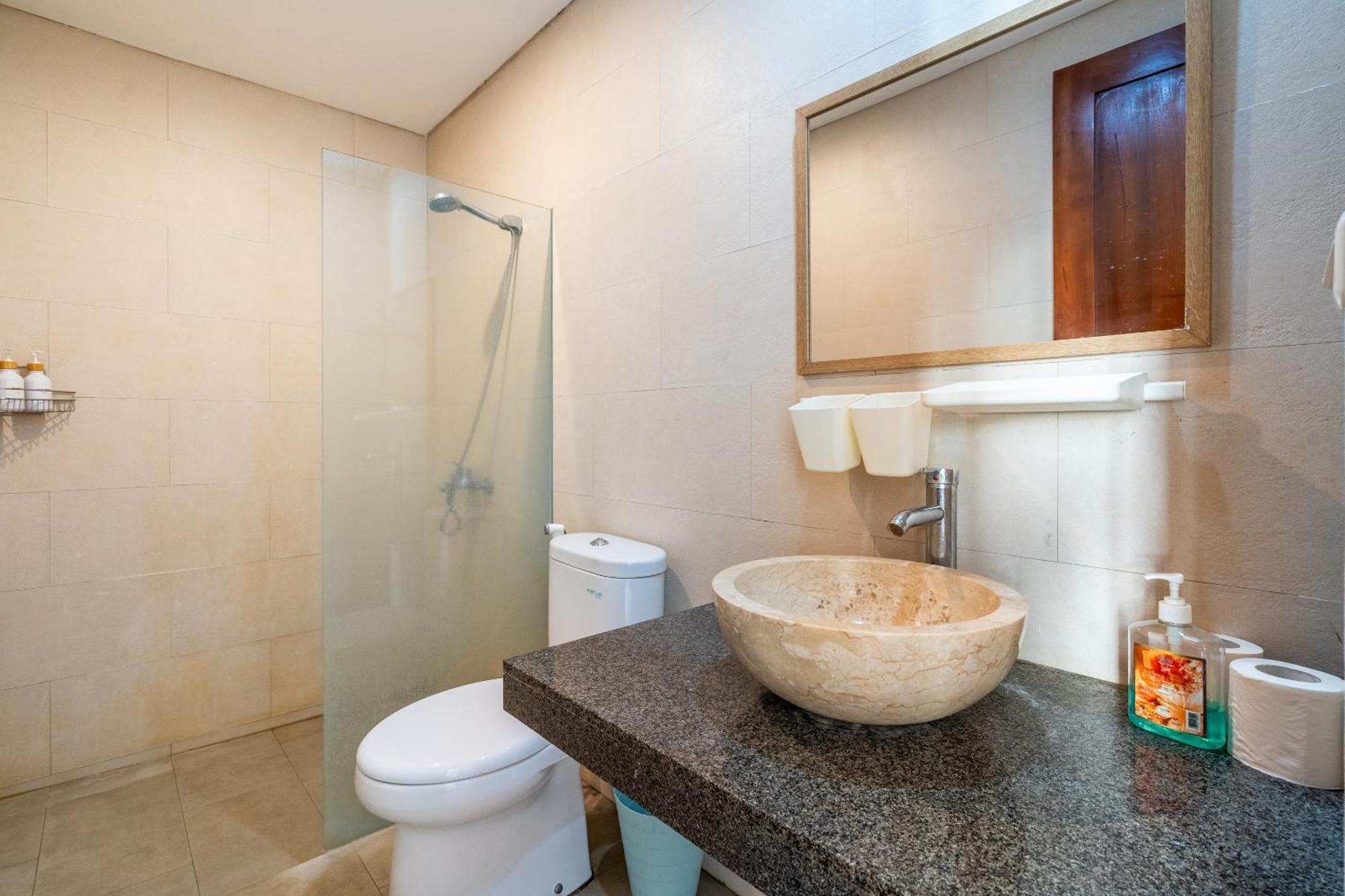 4-Bedroom Pool Villa Near Seminyak Center מראה חיצוני תמונה