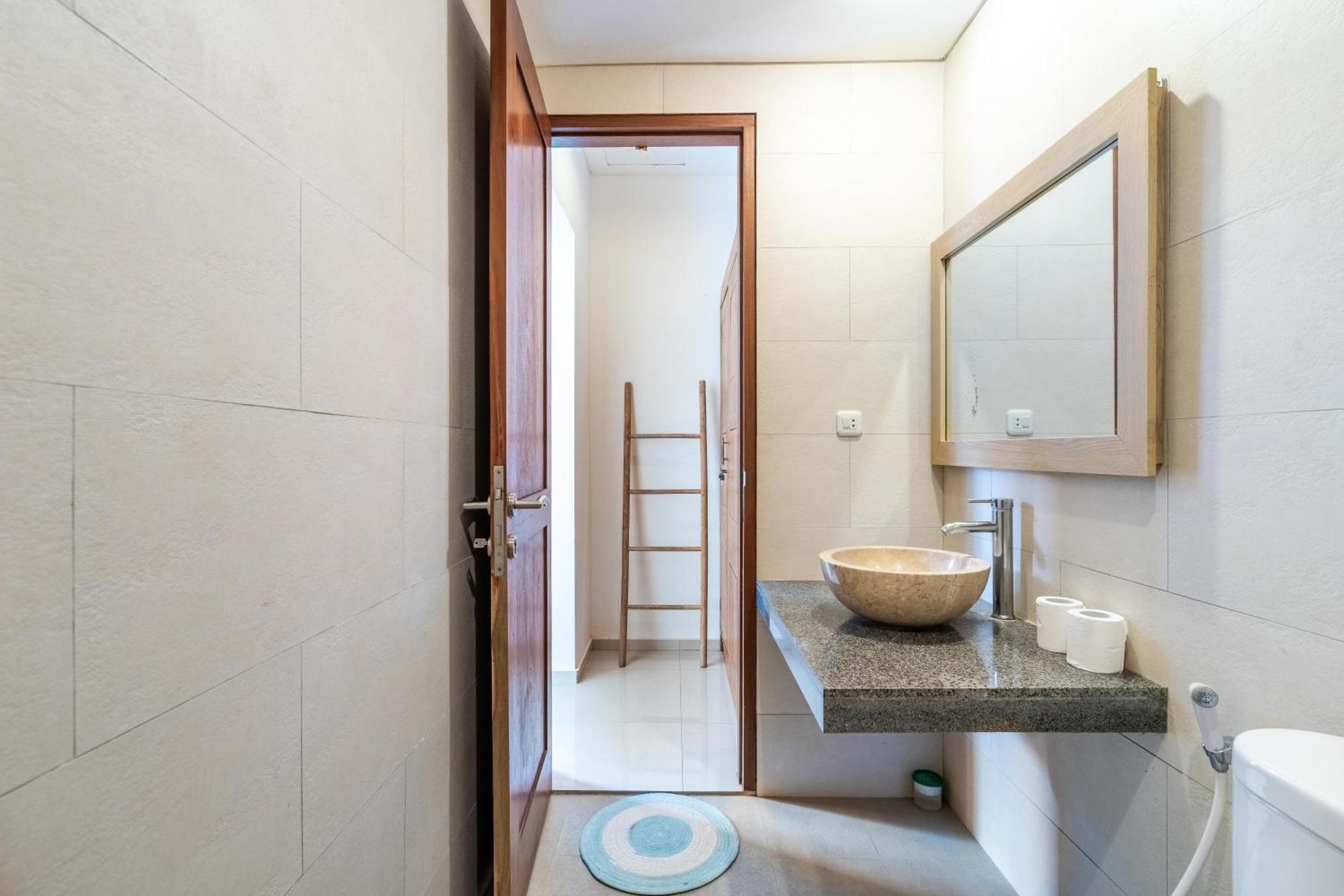 4-Bedroom Pool Villa Near Seminyak Center מראה חיצוני תמונה