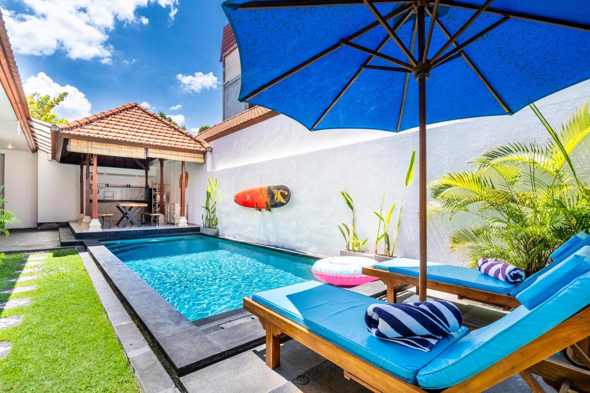 4-Bedroom Pool Villa Near Seminyak Center מראה חיצוני תמונה