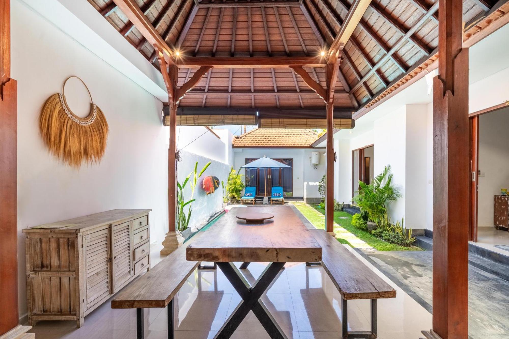4-Bedroom Pool Villa Near Seminyak Center מראה חיצוני תמונה