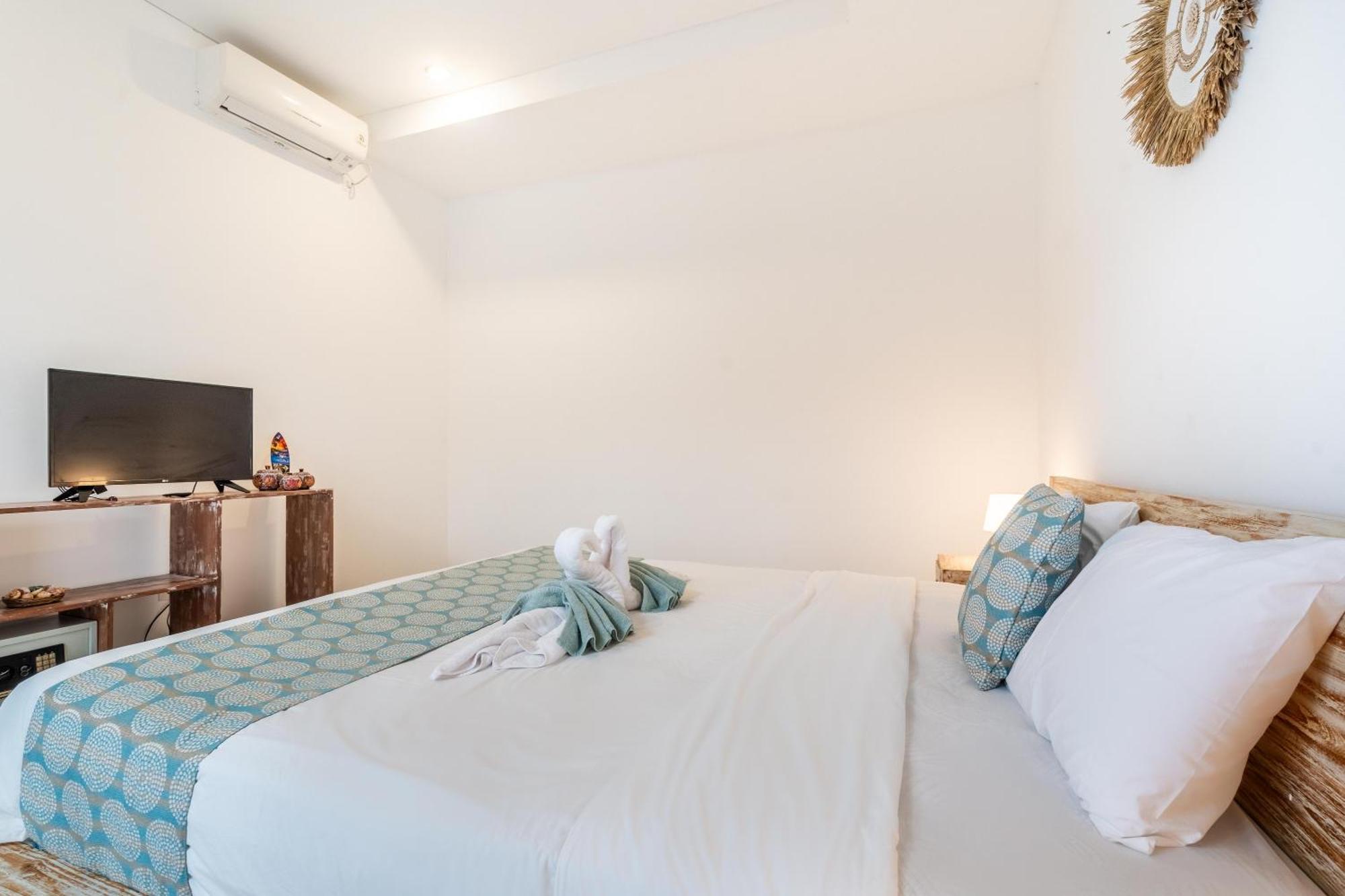 4-Bedroom Pool Villa Near Seminyak Center מראה חיצוני תמונה