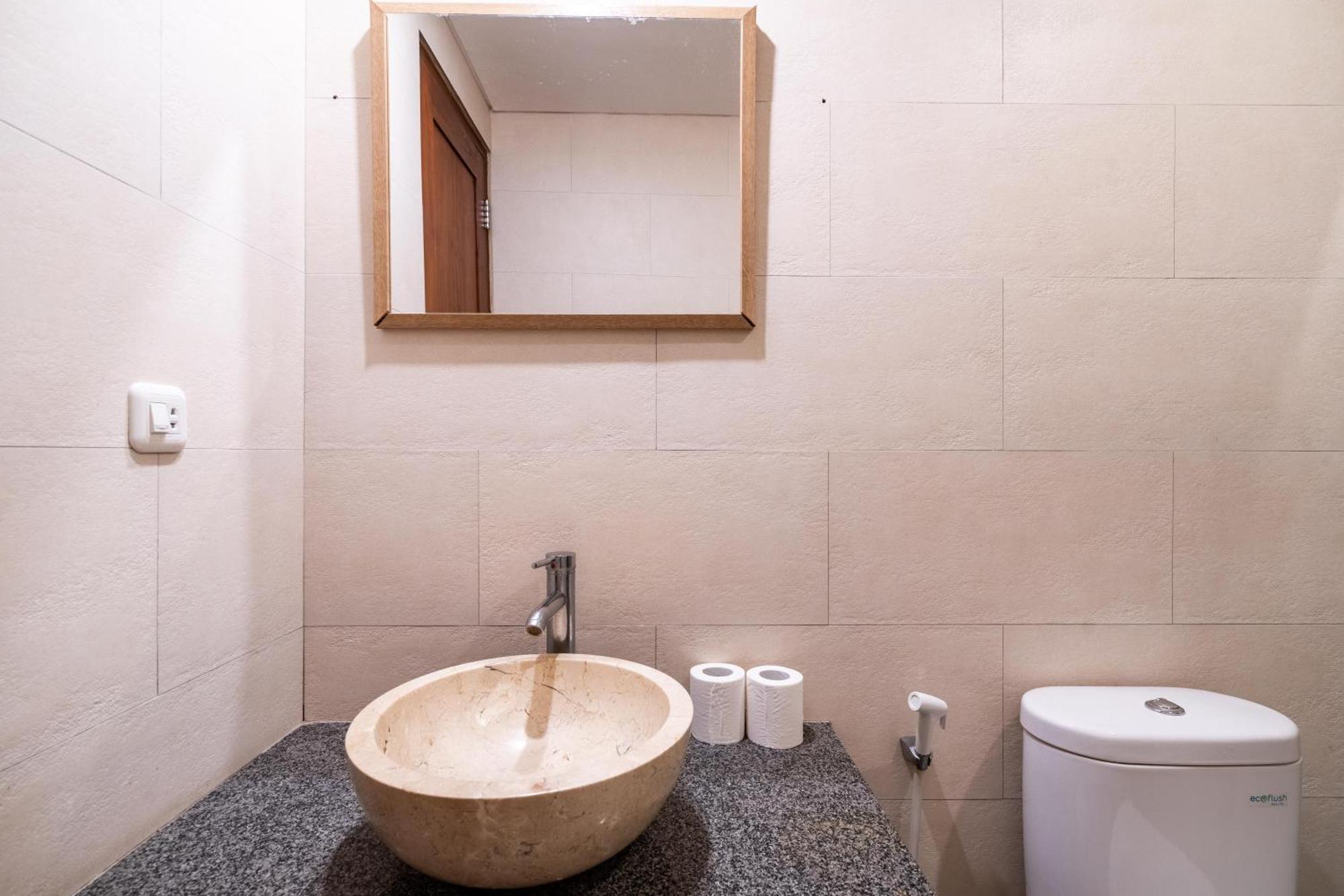 4-Bedroom Pool Villa Near Seminyak Center מראה חיצוני תמונה